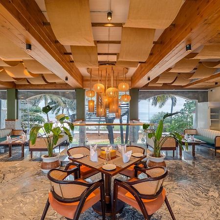 White Wharf Beach Resort Morjim Goa Exterior foto