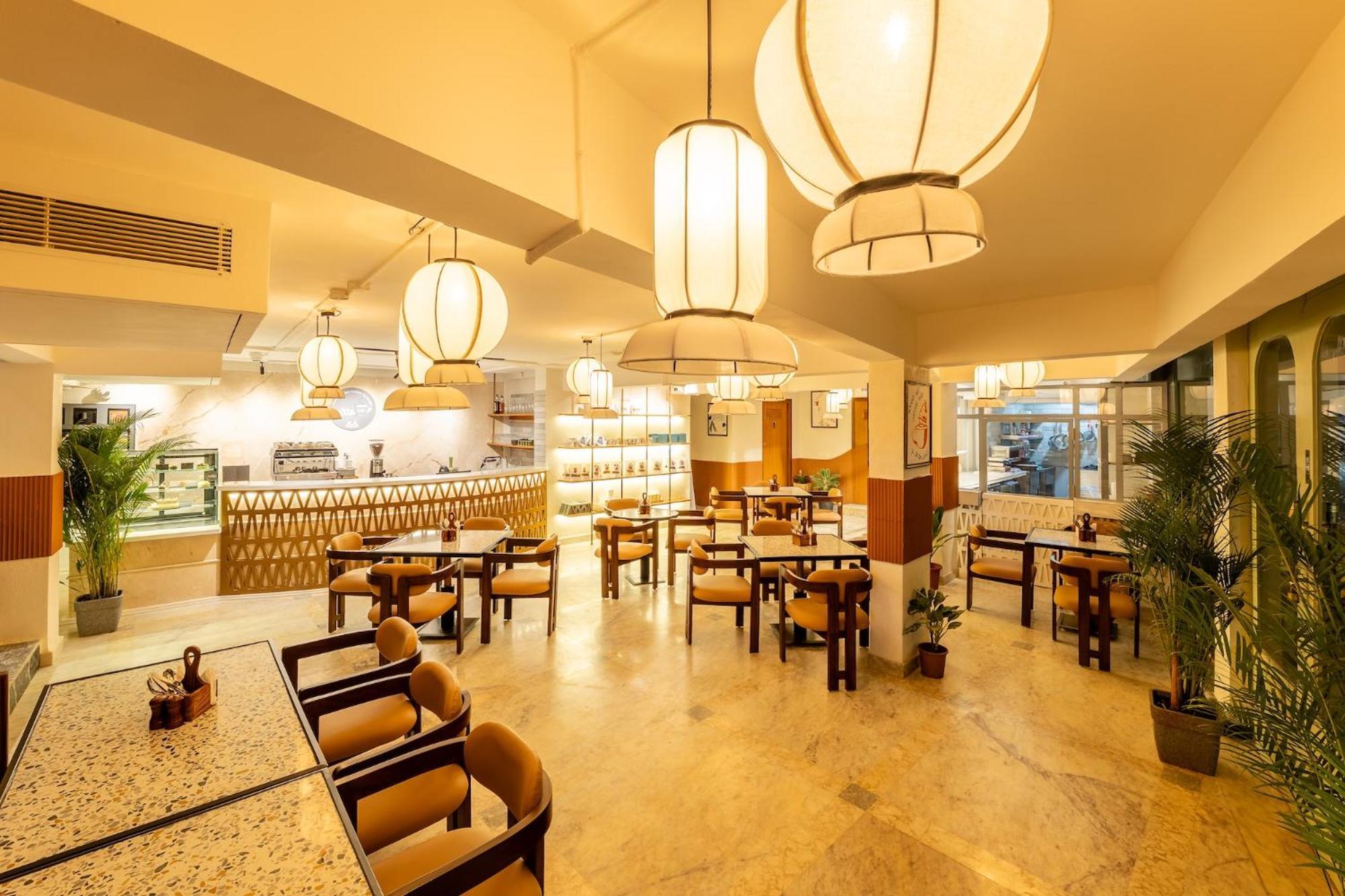 White Wharf Beach Resort Morjim Goa Exterior foto